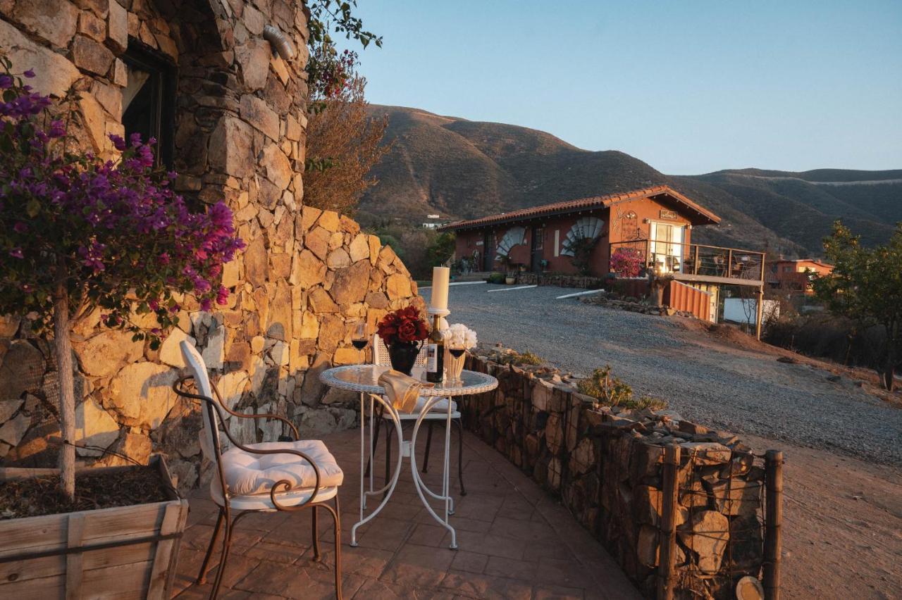 Vina Calabria Bed and Breakfast Guadalupe Eksteriør billede