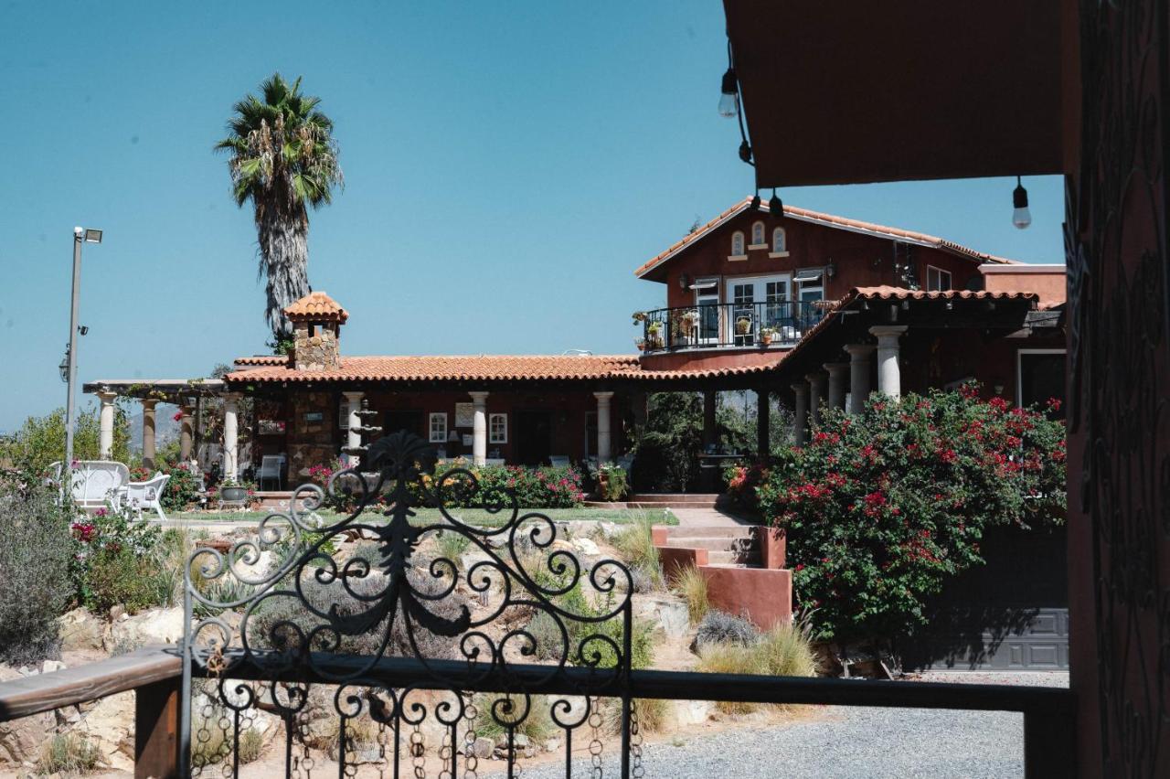 Vina Calabria Bed and Breakfast Guadalupe Eksteriør billede