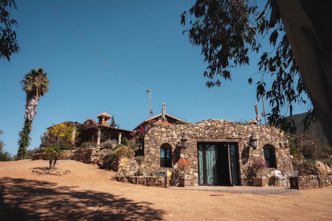 Vina Calabria Bed and Breakfast Guadalupe Eksteriør billede