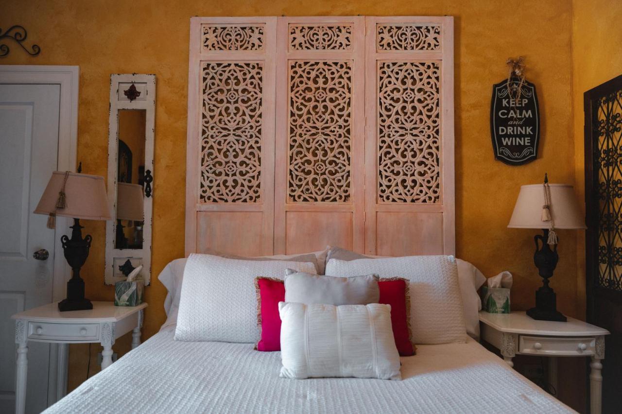 Vina Calabria Bed and Breakfast Guadalupe Eksteriør billede