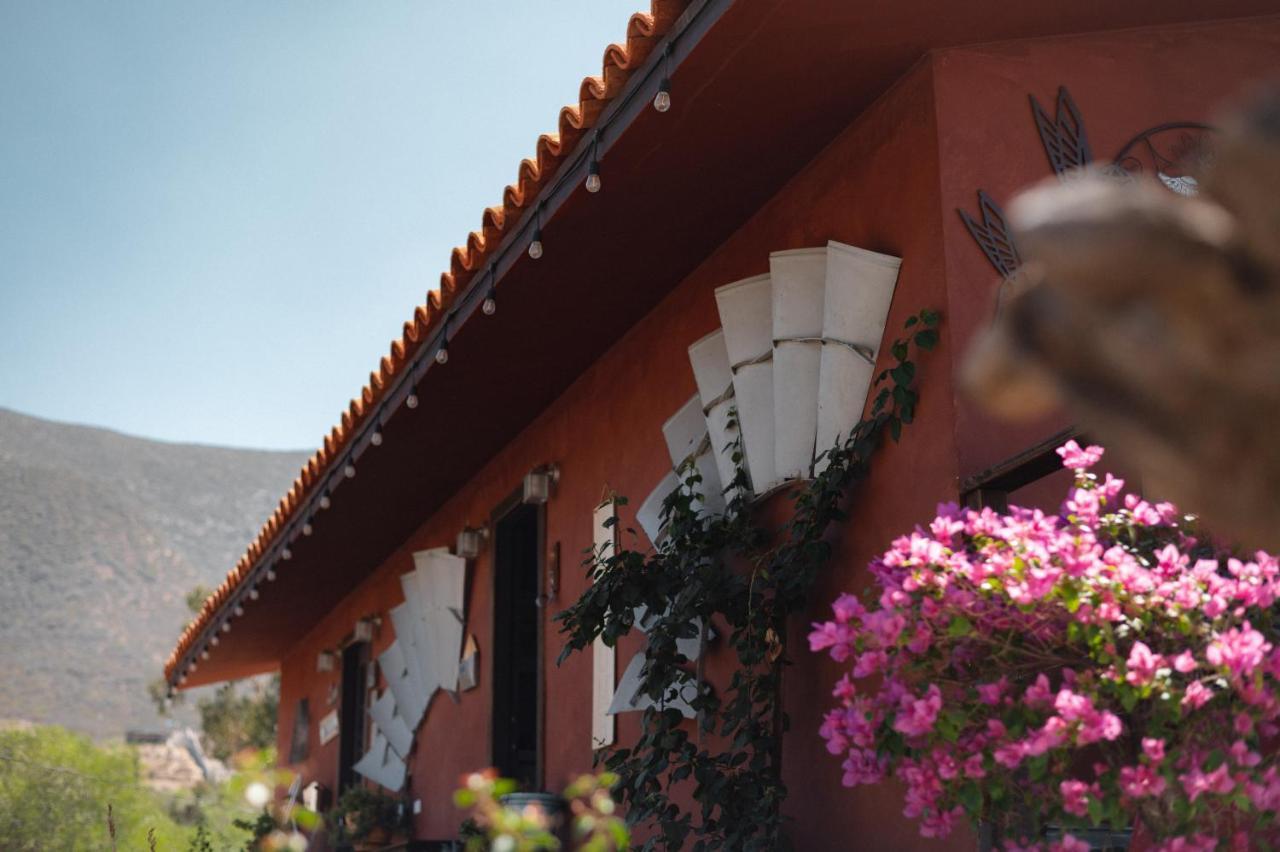 Vina Calabria Bed and Breakfast Guadalupe Eksteriør billede