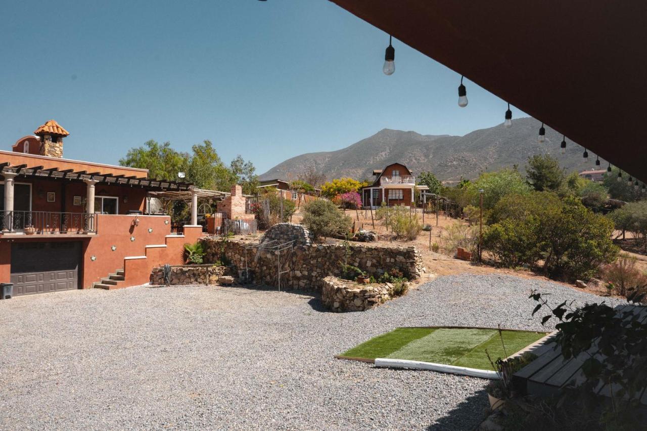 Vina Calabria Bed and Breakfast Guadalupe Eksteriør billede