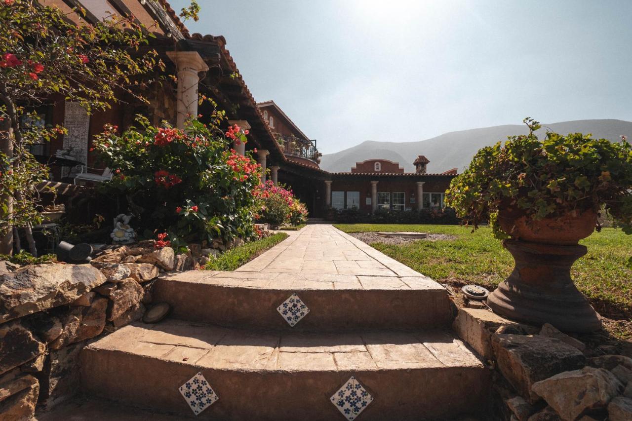 Vina Calabria Bed and Breakfast Guadalupe Eksteriør billede