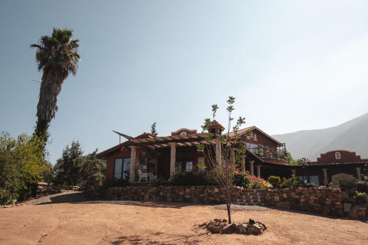 Vina Calabria Bed and Breakfast Guadalupe Eksteriør billede