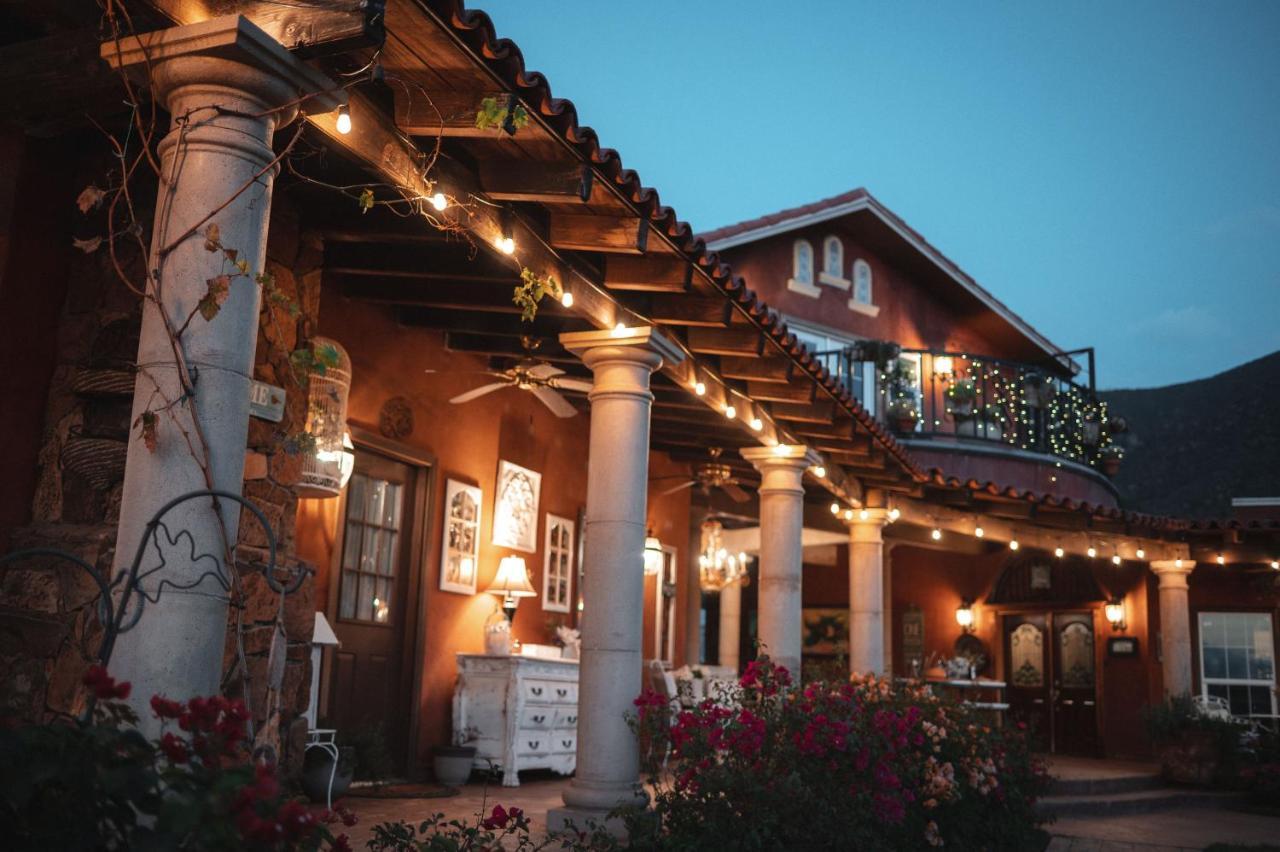 Vina Calabria Bed and Breakfast Guadalupe Eksteriør billede